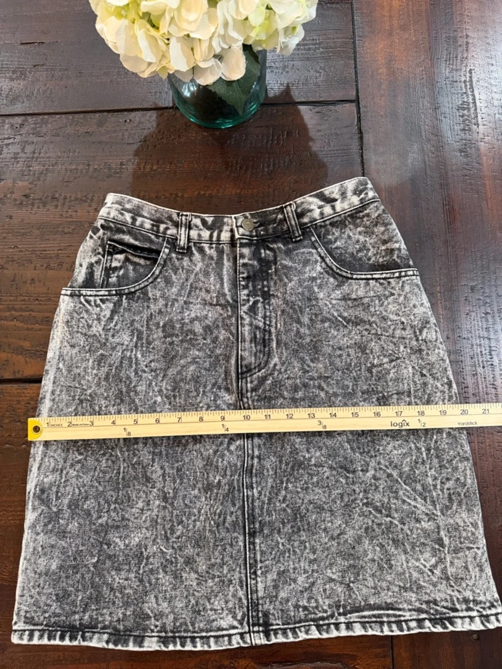 VTG 80s Georges Marciano for GUESS Acid Wash Denim Skirt Red Grid Tag S/M